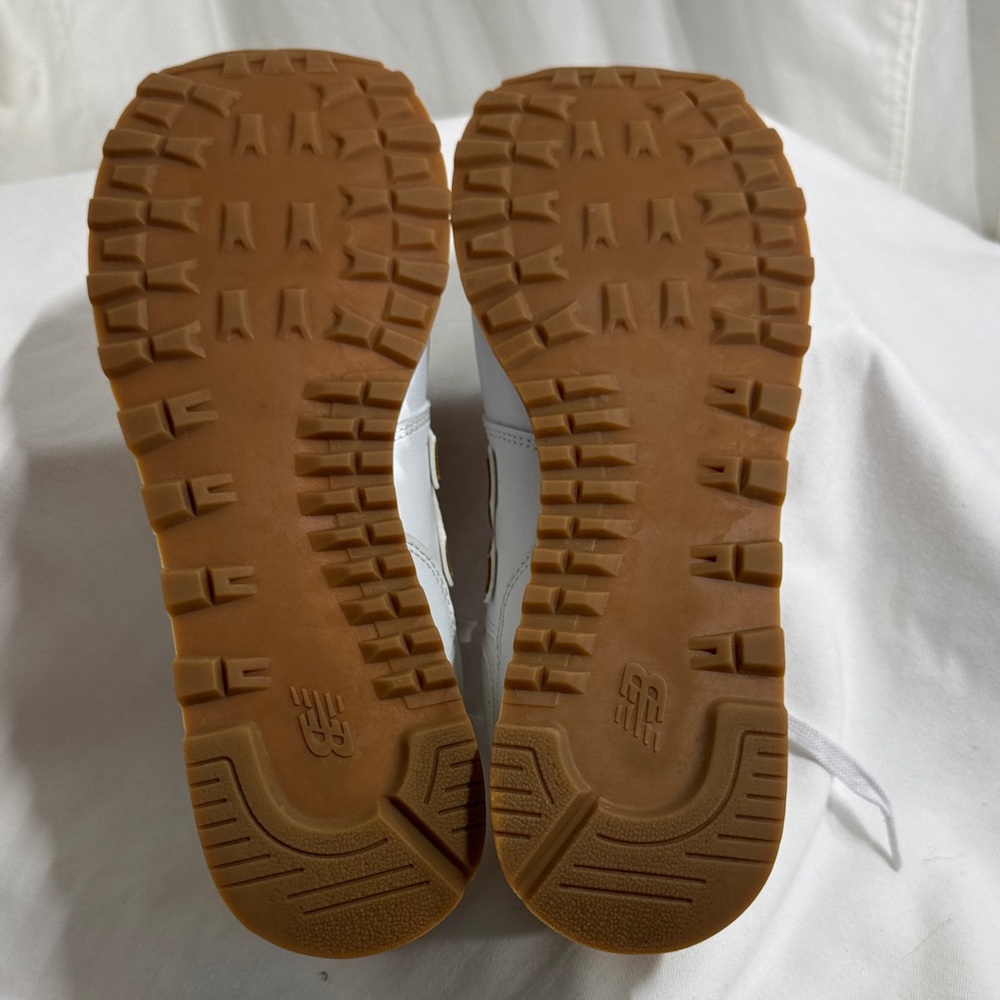 New Balance White and Gold Athletic Shoes - Picture 3 of 5